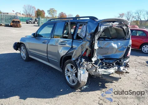 2015 Mercedes-Benz Glk 350 4Matic z USA, uszkodzony, nr VIN WDCGG8JB2FG441485